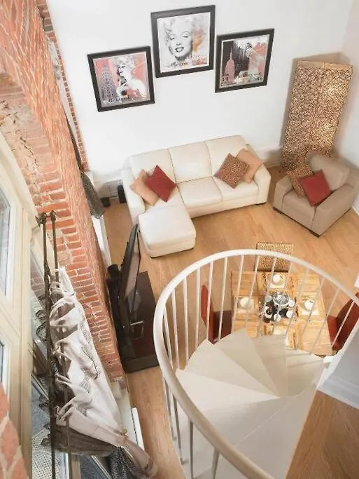 Appartement Loft Au Coeur Du Vieux-Quebec Ville de Québec
